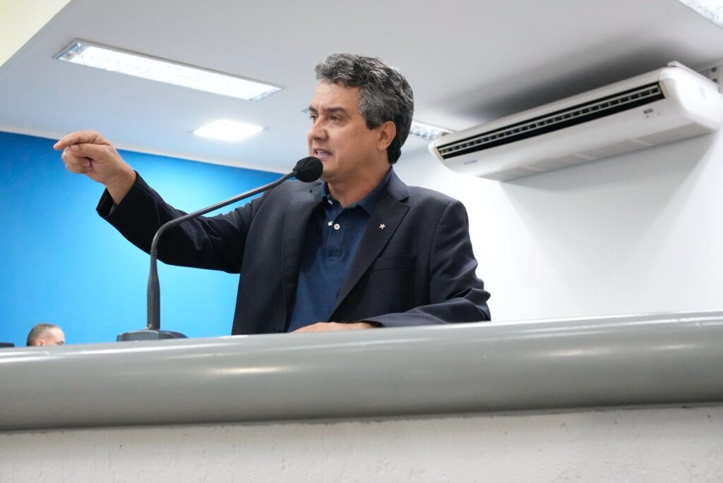 Vereador fez críticas à gestão da Saúde de Campo Grande durante audiência. Foto: Pedro Roque