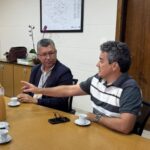 Vereador Landmark leva sugestão de parceria dos Correios à Secretaria de Saúde da Capital