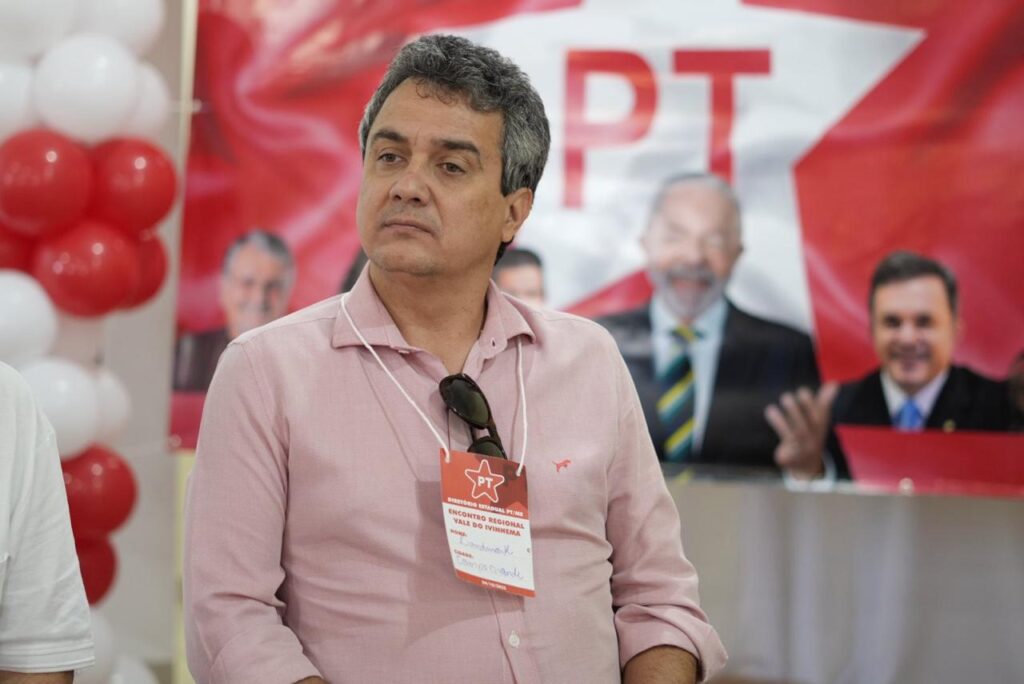 Vereador durante evento do PT no interior. Foto: Pedro Roque