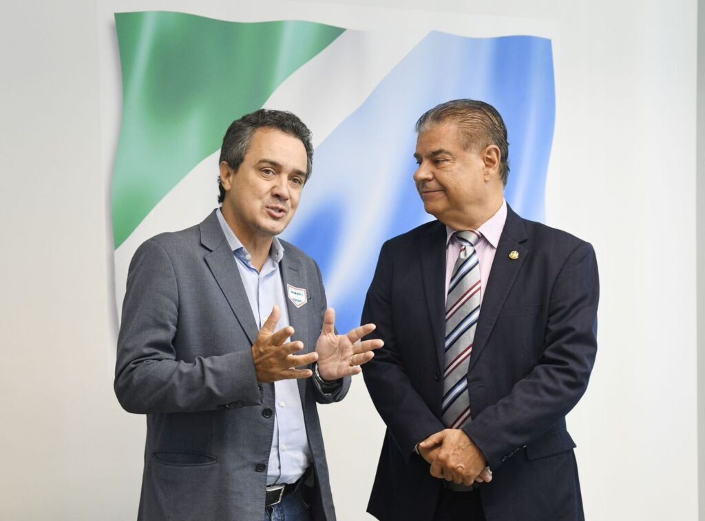 Vereador esteve no gabinete do senador Nelsinho Trad. Foto: Divulgação