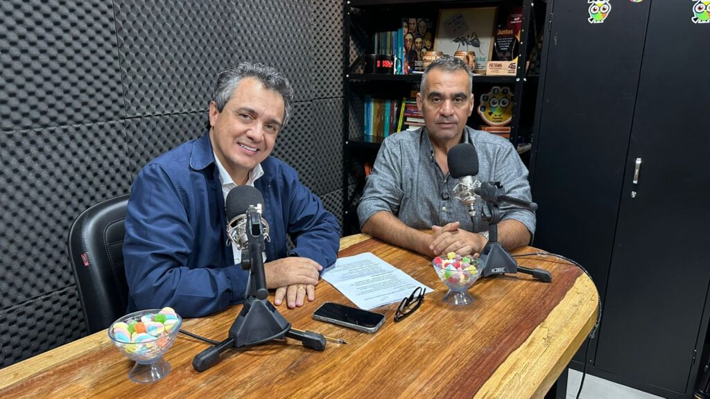Vereador participou de podcast da ACP para falar sobre a terceirização da educação. Foto: Pedro Roque