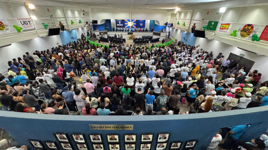 Público lotou Câmara na sessão do ano passado. Foto: Pedro Roque